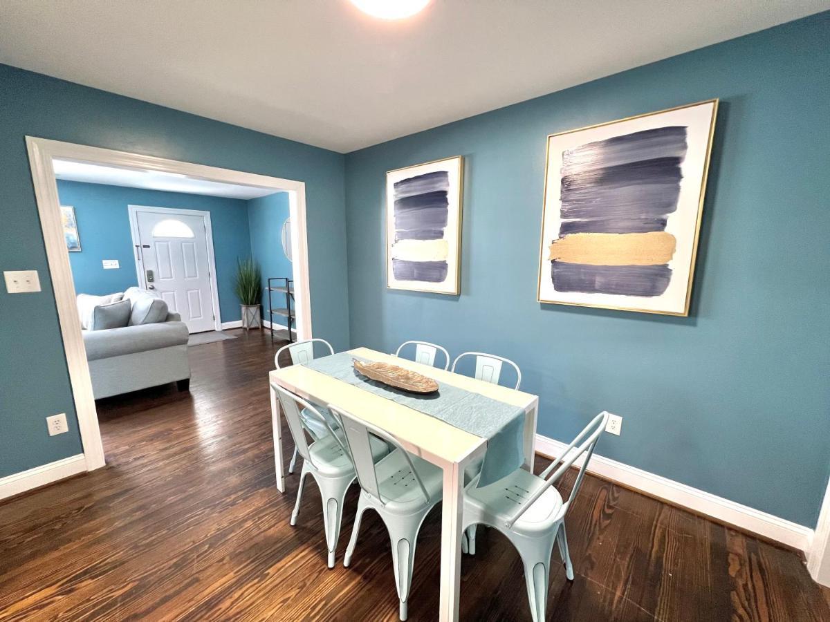 The Absolute Best Home Away From Home Pet Friendly!!! Município de Município de Wilmington Exterior foto